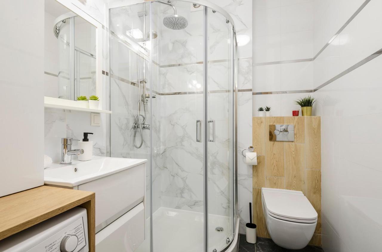 Aparthouse Deluxe Lodž Exteriér fotografie